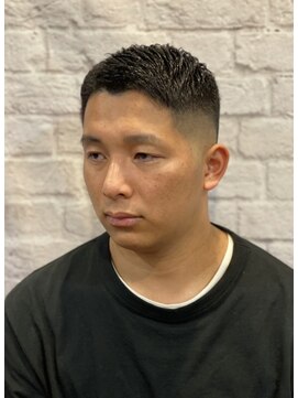 グレイスフルバーバー 赤坂見附店 ベリーショートスキンフェードスタイル