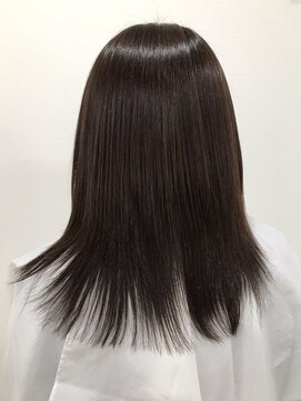 粧 カラーリング＋髪質改善トリートメント