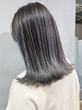 アルバム 渋谷パルコ(ALBUM) ホワイトシルバー_グレージュカラーボブウルフ_ba308882