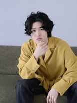 ロアー ヘアー マックイーン 流山おおたかの森店(RAWR hair McQueen)&nbsp;メンズパーマ_センターパートウルフ