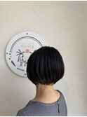 ショートボブ