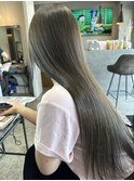 くびレイヤーエモージュ前髪オリーブベージュワンカール