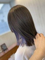 シュカブラ スパングル(Skovla Spangle) ミルクティーグレージュ×イヤリングカラーラベンダー