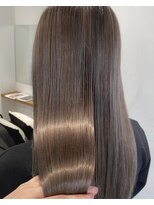 ビス フルール 日暮里店(Vis fleur)&nbsp;ブリーチ有りグレージュ◎小國綾か