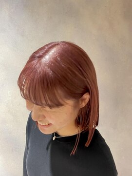 フェイス 石川町 (FACE) ボルドーカラー/切りっぱなしボブ/外ハネボブ/暖色カラー