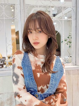 レイラバイアフロート 吉祥寺(Lila by afloat) フェイスレイヤー/くびれヘア/レイヤーロング/ウルフレイヤー