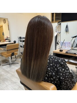 クロエバイラヴィズム 郡山さくら通り店(CLOE by LUVISM) グラデーションカラー・グレーカラー系