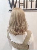 ホワイトベージュ