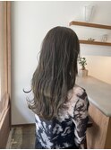 オリーブカラー