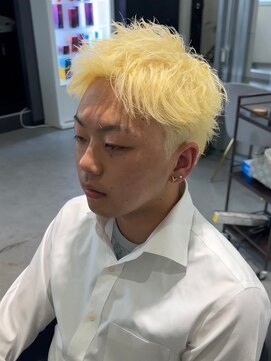 メンズサロン キング 梅田店(Men’s salon K!ng) 波巻きツイストスパイラルパーマ/フェザーパーマ/眉毛/メンズ