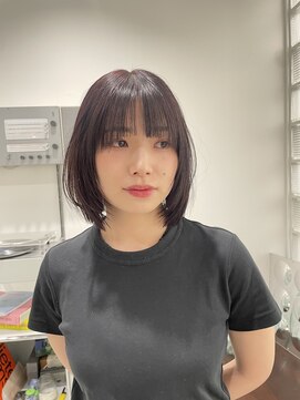 イル 天神大名店(ill) 10代20代ボブ/顔まわりレイヤー／グレージュ/透明感