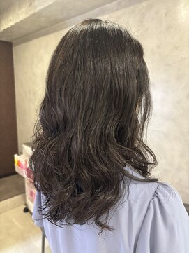 ベノワ(BENOIT) セミロングコスメパーマ