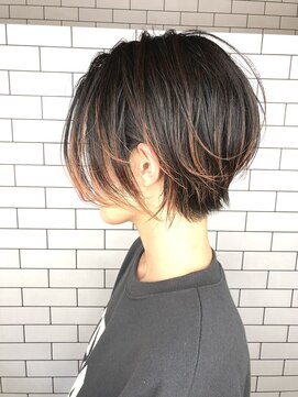 ルーナヘアー(LUNA hair) 前髪無し ショートレイヤー グラデーション ハイライト 30代40代