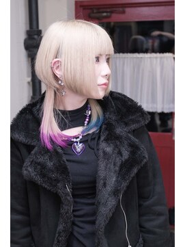 ルーシー ヘアデザインワークス(Lucy Hair Design Works) サロンワーク×ハイトーンボブウルフ