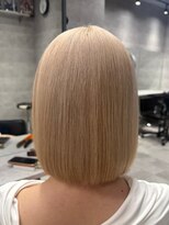 ルイス(L'wis) ハイトーンボブ ミルクティベージュ 渋谷 学割