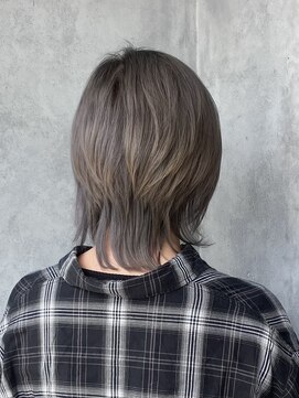 ヘアメイク エンデュー(hair make EnDeux) シルバーグレージュ