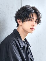 ルービック(Rubik's)&nbsp;韓国風センターパートマッシュ｜束感スタイル