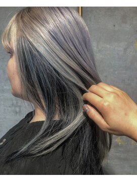 アティック ヘアーデザインアンドリラクゼーション(attic hair design&relaxation) インナーカラー