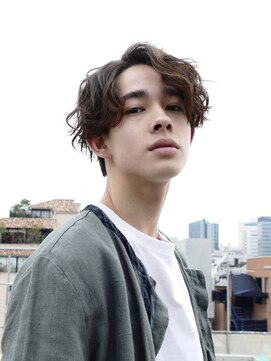 フィフス(fifth) コンマヘア ツイストパーマ マッシュウルフ  ツーブロック