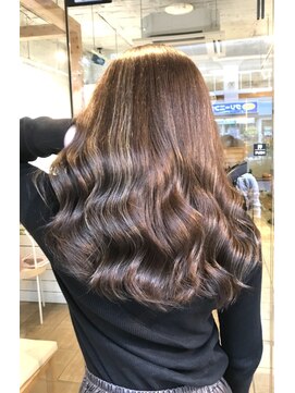 ミモザワークス(Mimosa Works) 艶ベージュと艶巻き