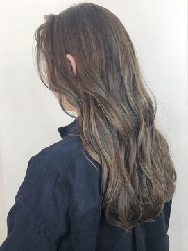 サンク 原宿 表参道(cinq) ダブルカラー/イルミナカラー/インナーカラー/ハイライト[原宿]