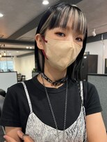 ツキ 横浜店(tuki)&nbsp;インナーカラーミルクティーベージュシルバーイヤリングカラー