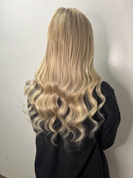 ブランシスヘアー(Bulansis Hair) ブロンドロング！