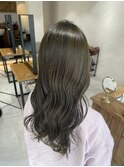 【ADORE横浜】オリーブグレージュ