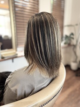 ドゥーヘアー(Doux Hair) ハイライト＋インナーカラー