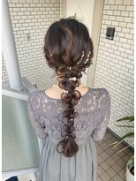 編み下ろし　編み込み　ポニーテール　参列ヘア