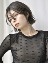 トリッカ シブヤ(TRICCA SHIBUYA)&nbsp;外はねボブ／切りっぱなし／シースルーバング/ブリーチなし/渋谷