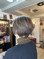 アルファ インタラクティブ エム フラワー(ALUFA interactive.M Flower)&nbsp;白髪ぼかしハイライトベージュカラーコンパクトショート