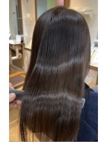 カラーサロンビスカリア 相模原エリア 淵野辺駅店(Color salon Biscaria)&nbsp;艶髪フェミニンロング　【髪質改善】