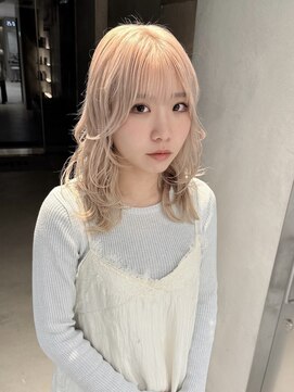 ニール(nier) ハイトーンレイヤーホワイトベージュレイヤーカット韓国ヘア袋町