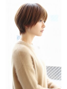レウナ 外苑前(Reuna) 30代40代大人可愛いマッシュショート　大人ショート
