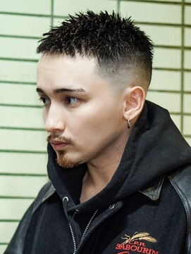 プロショップウェーブ(PRO SHOP WAVE) スペインカール/フェザーパーマ/メンズパーマ/テーパーフェード