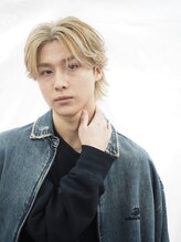 コニ(Coni) 10代20代 メンズスタイル フェザーカット フェザーパーマ