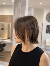 クアトロ 宇都宮本店(QUATRO) 切りっぱなしボブ×イヤリングカラー