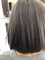 ヘアー チクタク(Hair Ciku-taku) アッシュグレー×軽ボブ