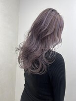 ジゼル(gisele)&nbsp;(稲毛)ラベンダーハイライトゆる巻きロング
