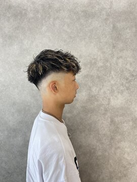 クルー ひたちなか(C.R.E.W) ハイライト/マッシュパーマ/ウルフ/波巻き/ひたちなか