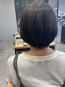 アチーブリス(achieve Liss) ベージュカラー秋ブラウン透明感立体感20代30代美シルエット