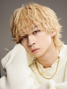 リップス 自由が丘(LIPPS) 緩め波巻きツイストスパイラルメンズパーマウルフ無造作金髪ヘア