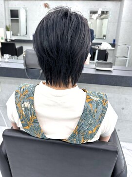 エンディアリング 東銀座(Endearing) ★レイヤーカット イメチェン 美髪 ホワイトブロンド