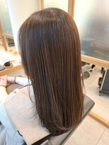 リュクスバトーバイトリコ 船橋南口店(Luxe BATEAU by tricot) オリーブグレージュ