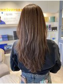 ロングレイヤーココアブラウンゆるめパーマオイル仕上げ赤羽