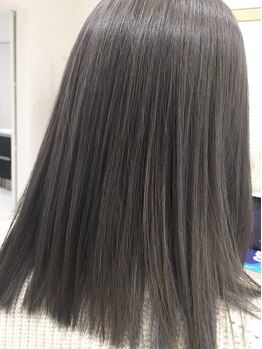 ミルボン最新作のトリートメントで髪の深層までしっかり補修！髪内部から栄養を補給し艶めく美スタイルに♪