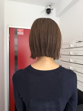 サンド 大阪梅田(sand) オリーブグレー/ココアベージュ/クラゲヘアー