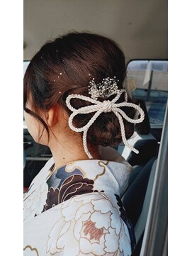 ラパス(LAPAZ) 袴ヘアアレンジ