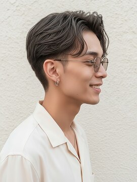 モッズヘア メン 新所沢店(mod's hair men) アップバングダークアッシュ大人メンズパーマフェザーショートp1
